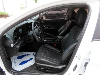 Hyundai Avante 2023, 24122 км, за 12406.46 USD