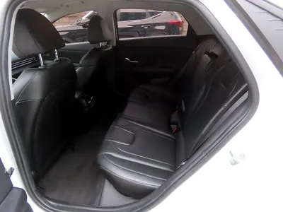 Hyundai Avante 2023, 24122 км, за 12406.46 USD - фото 6