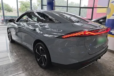 Geely Galaxy L6 2024, 33400 км, за 11433 USD