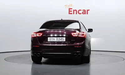 Maserati Ghibli 2016, 70932 км, за 9580.44 USD