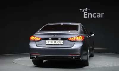 Hyundai Genesis 2016, 180436 км, за 5219.69 USD