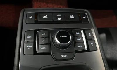 Hyundai Genesis 2016, 180436 км, за 5219.69 USD - фото 18