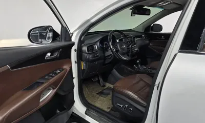 Kia Sorento 2017, 91351 км, за 7618.67 USD - фото 10