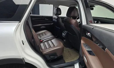 Kia Sorento 2017, 91351 км, за 7618.67 USD - фото 12