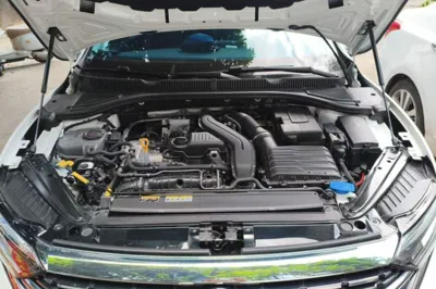 Volkswagen Sagitar 2025, 16500 км, за 15854 USD - фото 21