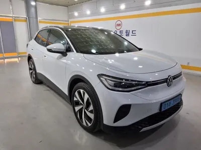 Volkswagen ID.4 2025, 7500 км, за 27019.85 USD