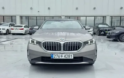 BMW 5-Series 2026, 4127 км, за 41693.83 USD