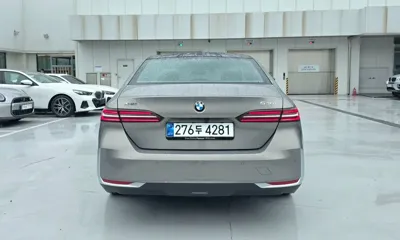 BMW 5-Series 2026, 4127 км, за 41693.83 USD