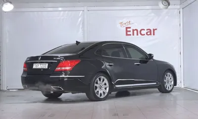 Hyundai Equus 2012, 211708 км, за 3832.18 USD