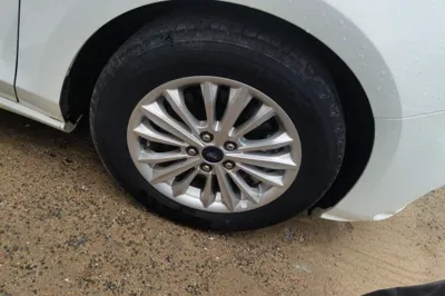 Ford Focus 2020, 32100 км, за 8441 USD