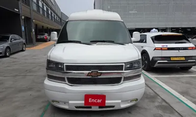 Chevrolet Express Van 2007, 181168 км, за 4269.57 USD