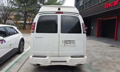 Chevrolet Express Van 2007, 181168 км, за 4269.57 USD