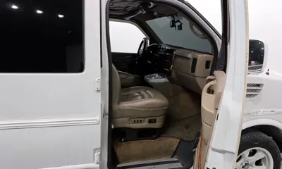 Chevrolet Express Van 2007, 181168 км, за 4269.57 USD - фото 11