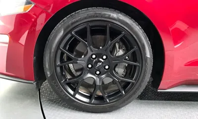 Ford Mustang 2023, 35515 км, за 22084.7 USD