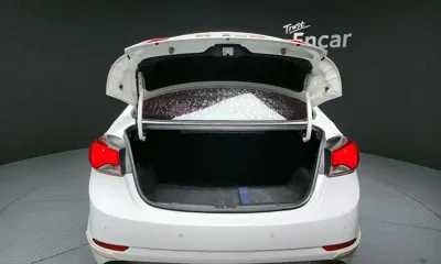 Hyundai Avante 2015, 164725 км, за 2642.38 USD - фото 20