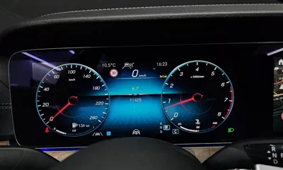 Mercedes-Benz E-Class 2022, 11405 км, за 25945.86 USD - фото 8