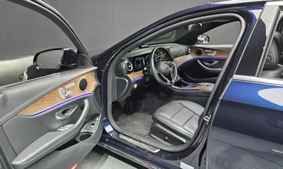 Mercedes-Benz E-Class 2022, 11405 км, за 25945.86 USD - фото 10