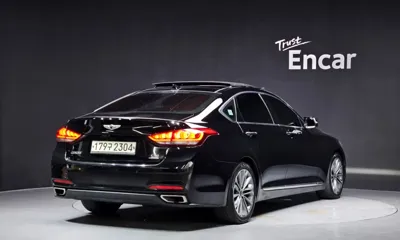 Hyundai Genesis 2015, 176131 км, за 6058.64 USD