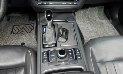 Hyundai Genesis 2015, 176131 км, за 6058.64 USD - фото 17