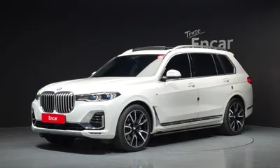 BMW X7 · 2020 год
