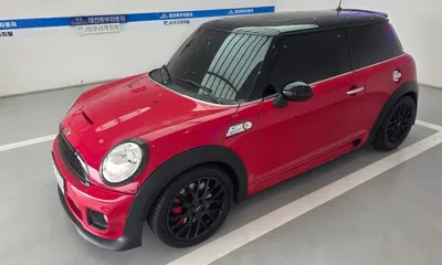 MINI Cooper 2013, 176165 км, за 5211.73 USD