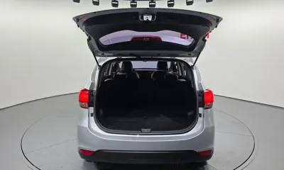 Kia Carens 2016, 101283 км, за 3843.65 USD - фото 20