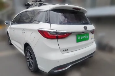 BYD Song Max 2017, 71300 км, за 6632 USD