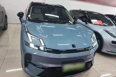 Lynk & Co 08 EM-P 2026, 5500 км, за 30981 USD