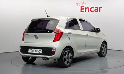 Kia Morning 2014, 169233 км, за 2925.31 USD