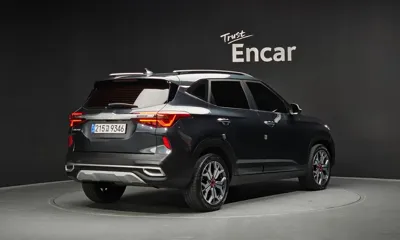 Kia Seltos 2023, 70933 км, за 13022.81 USD