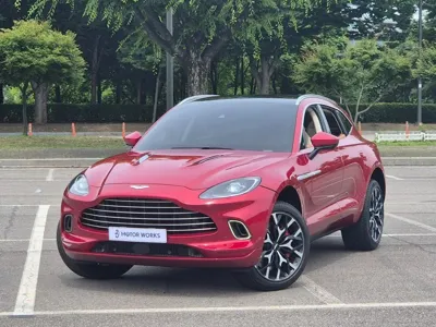 Astonmartin DBX 2022, 18000 км, за 104234.58 USD