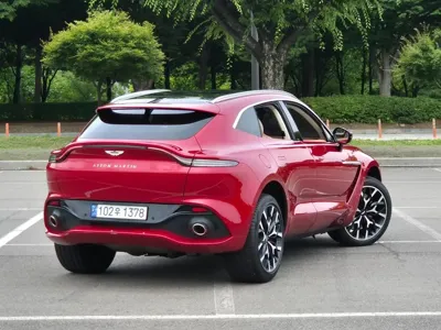 Astonmartin DBX 2022, 18000 км, за 104234.58 USD