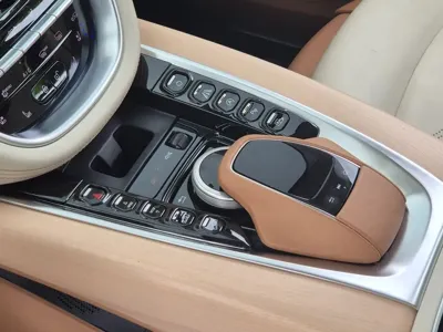 Astonmartin DBX 2022, 18000 км, за 104234.58 USD - фото 11