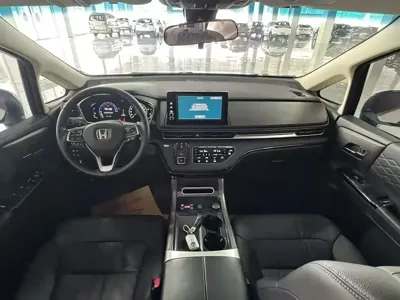 Honda Elysion 2023, 70000 км, за 27221.37 USD - фото 9