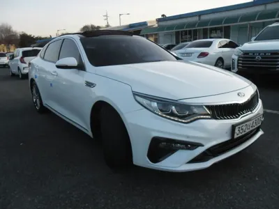 Kia K5 2019, 74000 км, за 9124.33 USD
