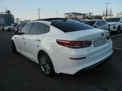 Kia K5 2019, 74000 км, за 9124.33 USD