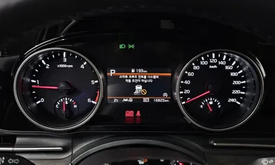 Kia Canival 2023, 16825 км, за 22398.41 USD - фото 8