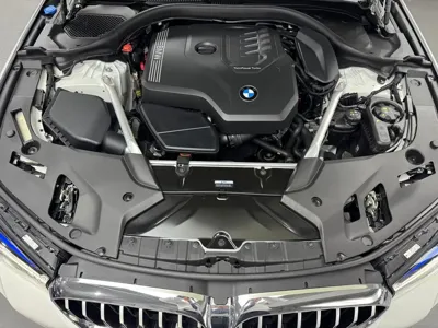 BMW 5-Series 2023, 27360 км, за 28602.99 USD - фото 6