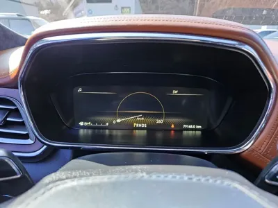 Lincoln Continental 2019, 79168 км, за 15032.17 USD - фото 9