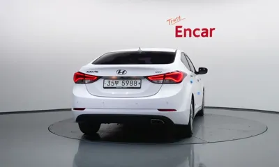 Hyundai Avante 2014, 96031 км, за 4069.84 USD
