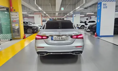 Mercedes-Benz E-Class 2022, 87958 км, за 25600.63 USD
