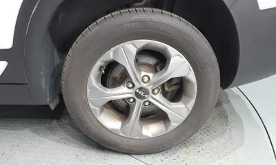 Kia Seltos 2023, 115733 км, за 9744.52 USD - фото 21