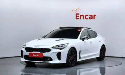 Kia Stinger · 2023 год