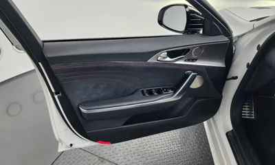 Kia Stinger 2023, 52985 км, за 25872.71 USD - фото 24