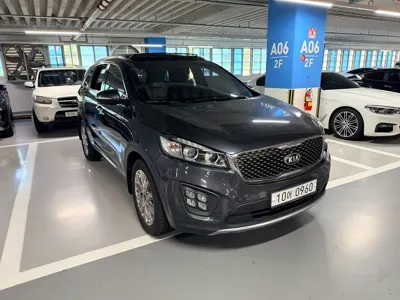 Kia Sorento 2016, 129674 км, за 8664.5 USD