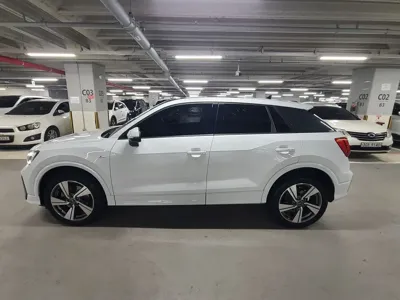 Audi Q2 2023, 17755 км, за 22937.62 USD