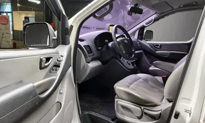 Hyundai Starex 2013, 120746 км, за 5590.59 USD - фото 11