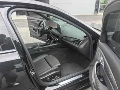 Cadillac CT5 2024, 20000 км, за 19393.38 USD - фото 8