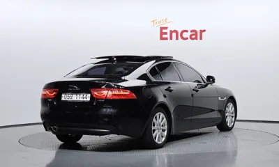 Jaguar XE 2017, 105579 км, за 4745.5 USD