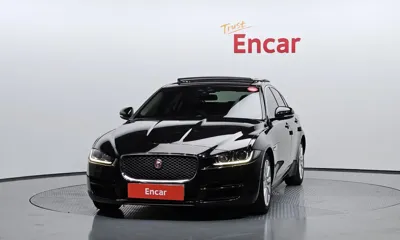 Jaguar XE 2017, 105579 км, за 4745.5 USD